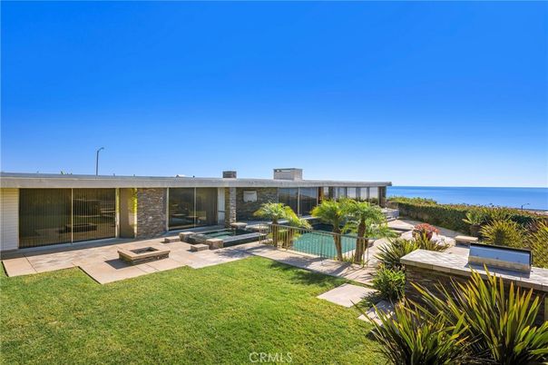 Backyard, Exterior, Pool, Water