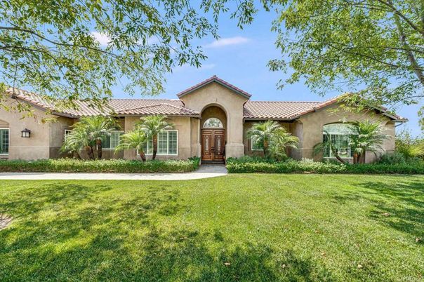 Backyard, Exterior, Facade, Mediterranean