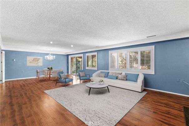 Chandelier, Dining room, Interior, Living room, Recessed Lighting, Wood Texture Flooring