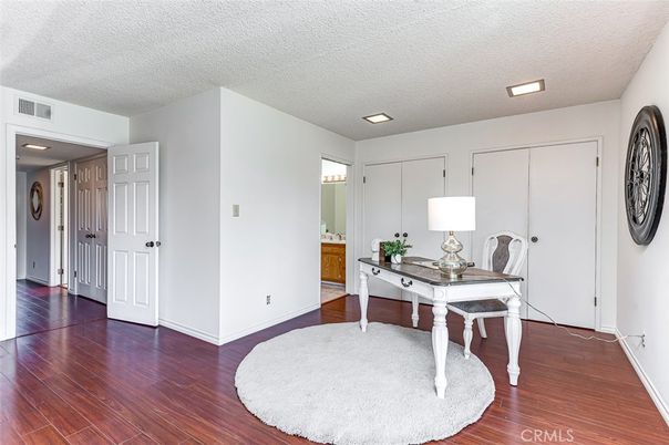 Home Office, Interior, Recessed Lighting, Wood Texture Flooring