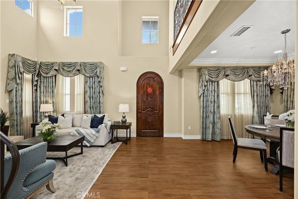 Chandelier, Dining room, Interior, Living room, Recessed Lighting, Wood Texture Flooring