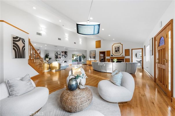 Fireplace, Interior, Living room, Pendant Lights, Recessed Lighting, Wood Texture Flooring