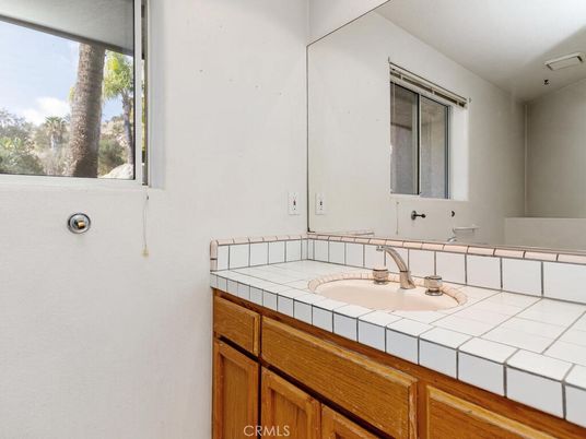 Bathroom, Interior, Tile Countertops