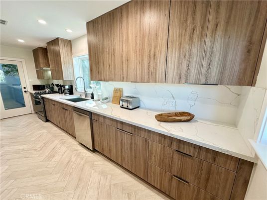 Interior, Kitchen, Recessed Lighting, Wood Texture Flooring
