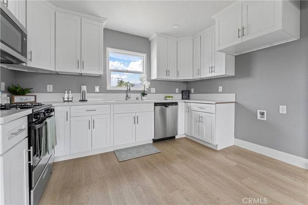 Interior, Kitchen, Stainless Steel Appliances, Wood Texture Flooring