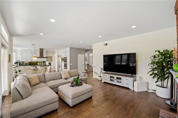 Dining room, Interior, Kitchen, Living room, Pendant Lights, Recessed Lighting, Wood Texture Flooring