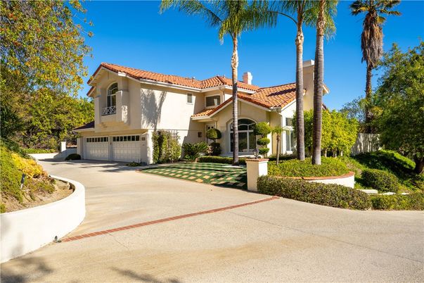 Attached, Exterior, Facade, Spanish Mediterranean