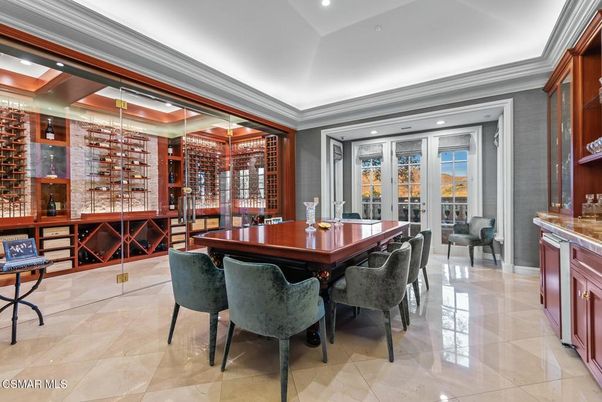 Dining room, Interior, Recessed Lighting, Wine Storage