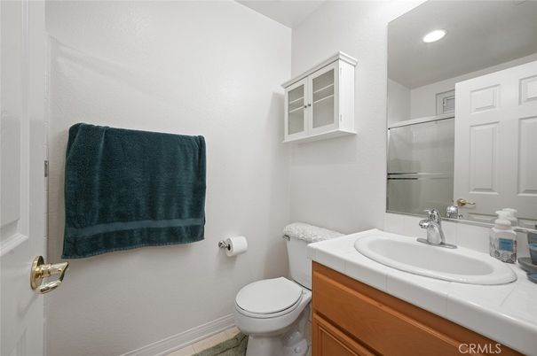 Bathroom, Interior, Recessed Lighting, Tile Countertops