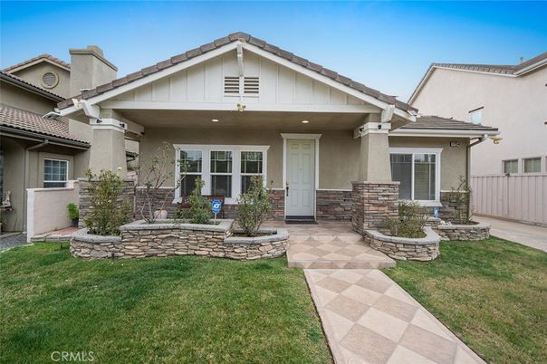 Exterior, Facade, American Craftsman