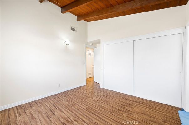 Empty room, Interior, Wooden Beams, Wooden Ceilings, Wood Texture Flooring