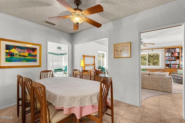 Dining room, Interior