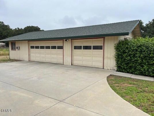 Detached Garage, Exterior