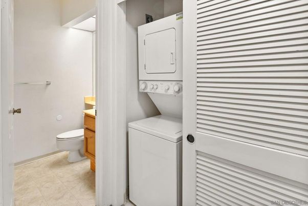 Bathroom, Interior, Utility Closets, Washer