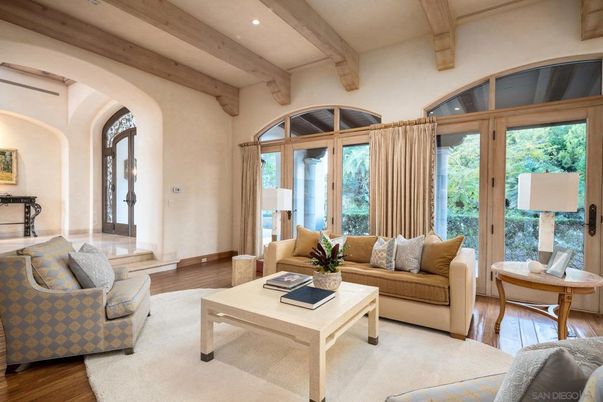 Interior, Living room, Recessed Lighting, Wooden Beams, Wood Texture Flooring
