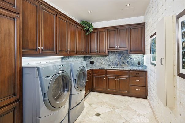 Interior, Recessed Lighting, Washer