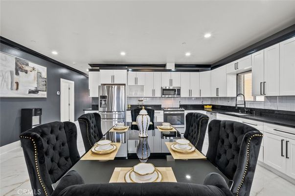 Dining room, Interior, Kitchen, Marble, Recessed Lighting, Stainless Steel Appliances
