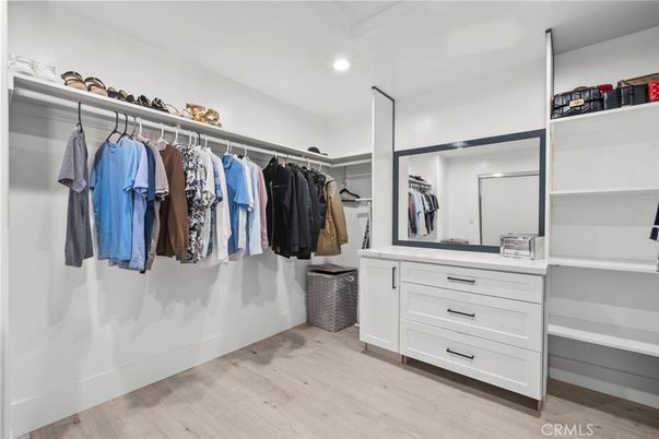 Interior, Recessed Lighting, Walk-in Closets, Wood Texture Flooring