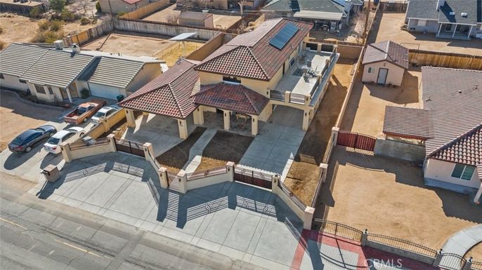 Exterior, Drone