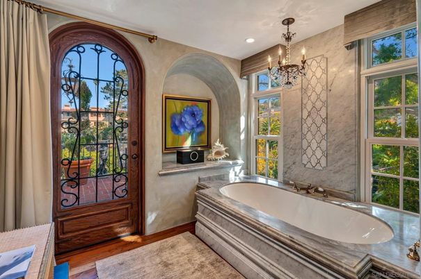 Bathroom, Chandelier, Interior, Recessed Lighting, Wood Texture Flooring