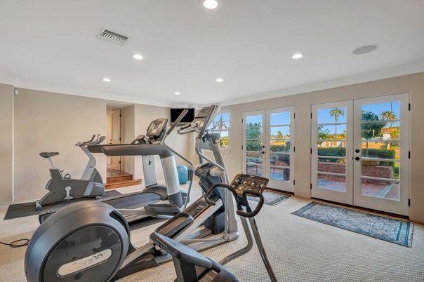 Fitness Equipment, Interior, Recessed Lighting