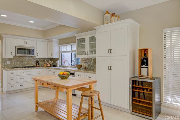 Dining room, Interior, Kitchen, Recessed Lighting
