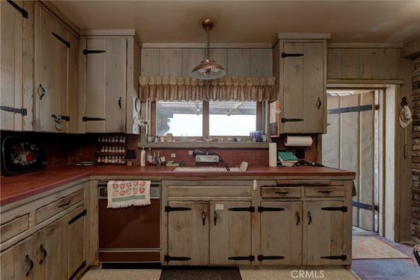 Interior, Kitchen, Pendant Lights