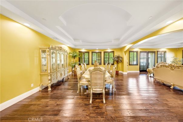 Dining room, Interior, Recessed Lighting, Wood Texture Flooring