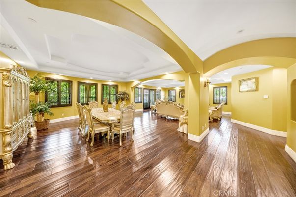 Dining room, Interior, Recessed Lighting, Wood Texture Flooring
