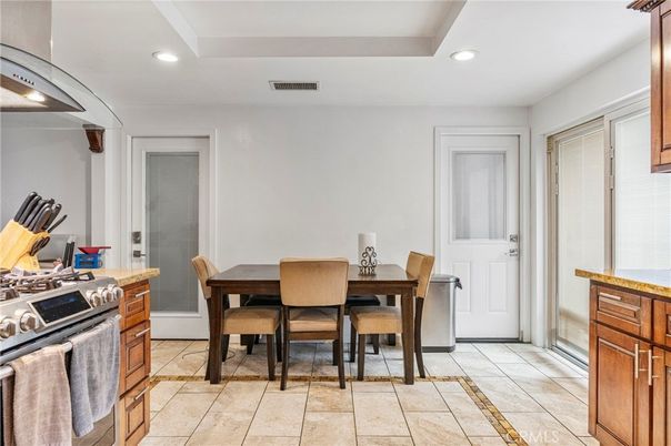 Dining room, Interior, Recessed Lighting