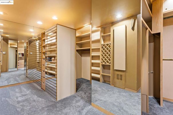Interior, Recessed Lighting, Walk-in Closets
