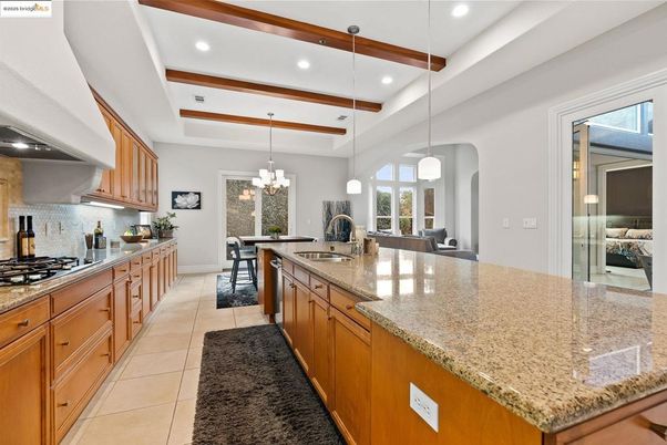 Chandelier, Dining room, Interior, Kitchen, Pendant Lights, Recessed Lighting, Wooden Beams