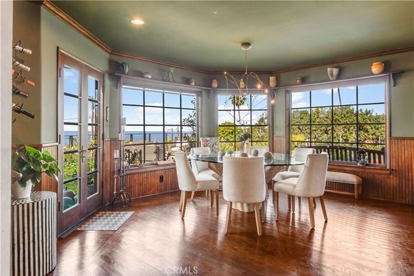 Dining room, Interior, Pendant Lights, Recessed Lighting, Water, Wood Texture Flooring