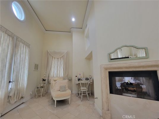 Fireplace, Interior, Recessed Lighting