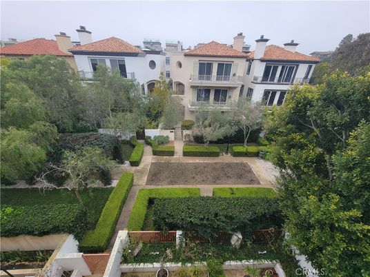 Backyard, Exterior, Facade, Mediterranean
