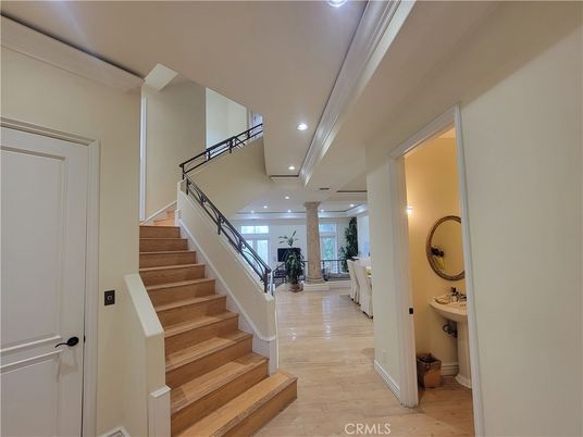 Bathroom, Interior, Recessed Lighting, Wood Texture Flooring