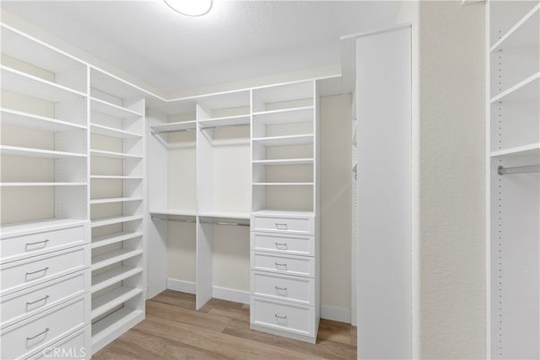 Interior, Walk-in Closets, Wood Texture Flooring