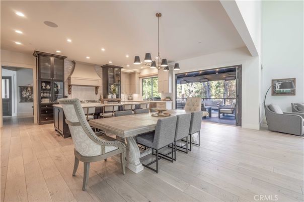 Dining room, Interior, Kitchen, Pendant Lights, Recessed Lighting, Wood Texture Flooring