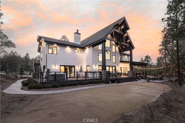 Backyard, Exterior, Facade, Modern