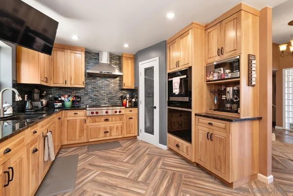 Interior, Kitchen, Recessed Lighting, Wood Texture Flooring