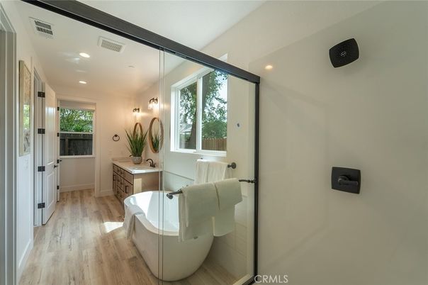 Bathroom, Free Standing Baths, Interior, Recessed Lighting, Wood Texture Flooring