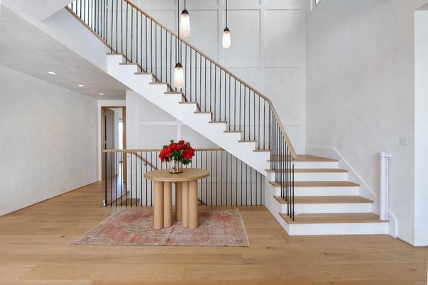 Interior, Pendant Lights, Recessed Lighting, Wood Texture Flooring