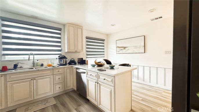 Interior, Kitchen, Recessed Lighting, Wood Texture Flooring