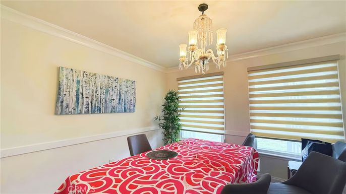 Chandelier, Dining room, Interior