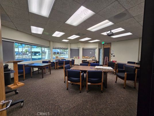 Dining room, Interior, Recessed Lighting