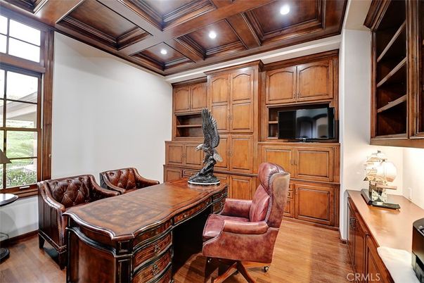 Home Office, Interior, Recessed Lighting, Wooden Beams, Wooden Ceilings, Wood Texture Flooring