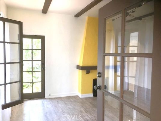 Empty room, Interior, Wooden Beams, Wood Texture Flooring