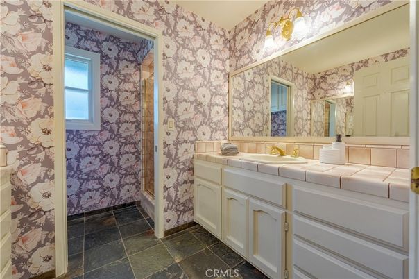 Bathroom, Interior, Tile Countertops