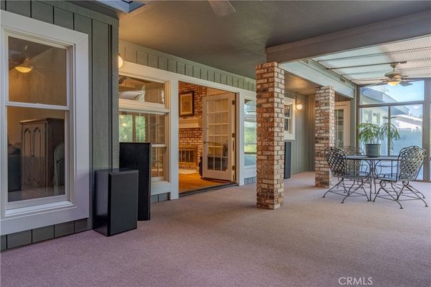 Dining room, Interior