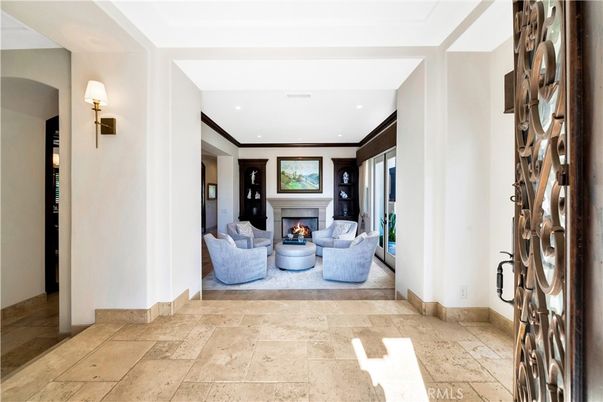 Fireplace, Interior, Living room, Recessed Lighting